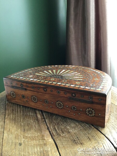Antique shell and copper inlaid special shaped box