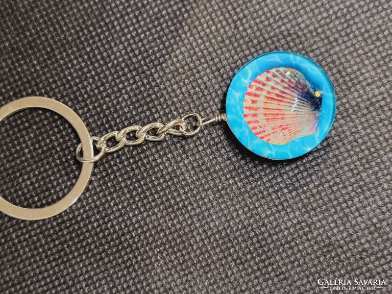 Treasures of the Sea Double Glass Lens Keychain New!