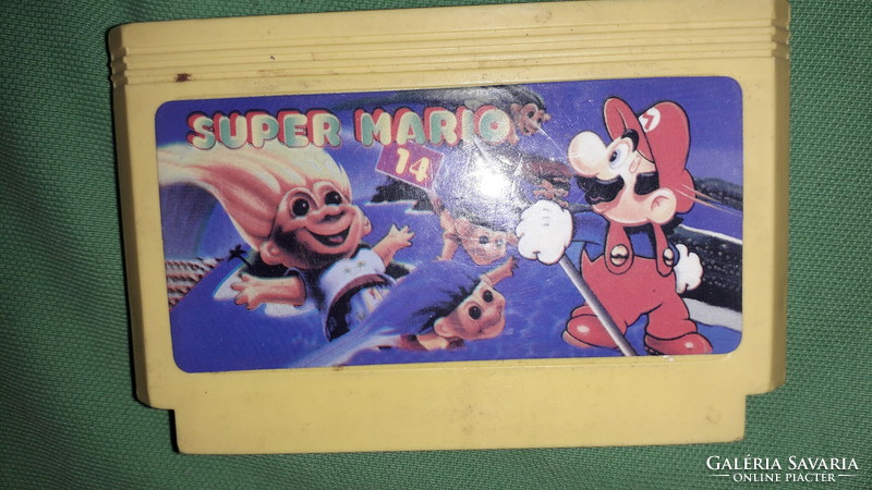 Retro yellow cassette nintendo video game - super mario 14. Condition according to the pictures 29.