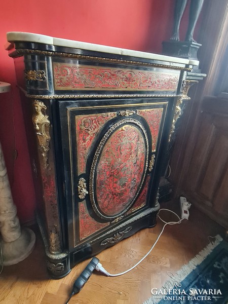 Old boulle chest of drawers