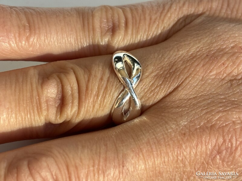 54-es “végtelen masni” formájú 1,9 grammos ezüst gyűrű! Személyesen és postai úton is!