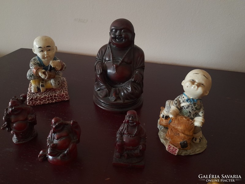 11 Buddhas in one