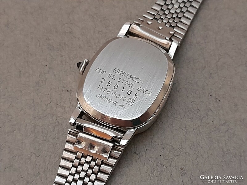 Seiko quartz watch