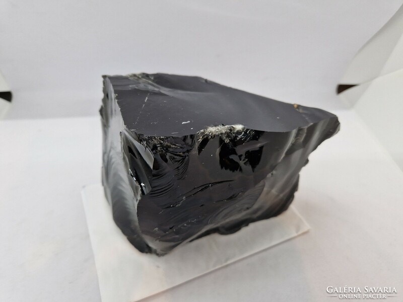 Obszidián ásvány tömb 2 kg
