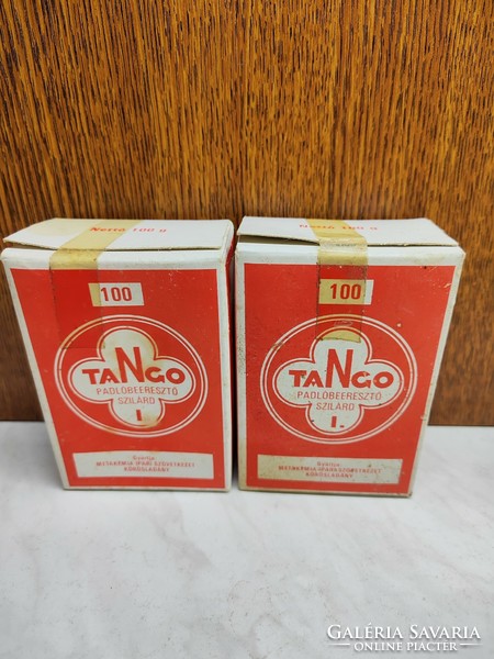 Tango padlóbeeresztő 1985. dátummal