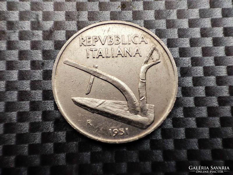 Olaszország 10 Líra, 1951