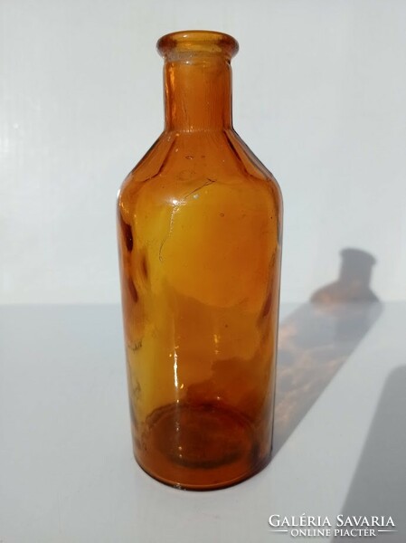 Régi Borostyán színű patika üveg 250 ml