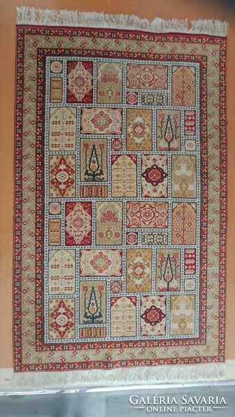 Békésszentandras hand-knotted, tile pattern, wool Persian carpet 122 x 202