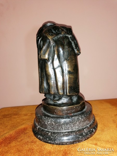 Bronze statue, on a stone base, Szamos i.
