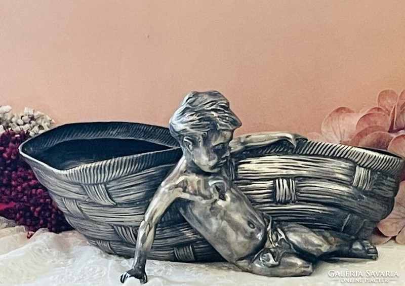 Kayserzinn Szecessziós figurális ezüstözött asztalközép