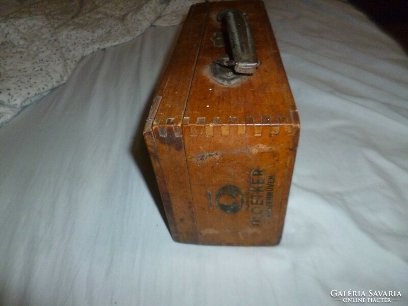 Antique dr oetker advertising suitcase wooden box
