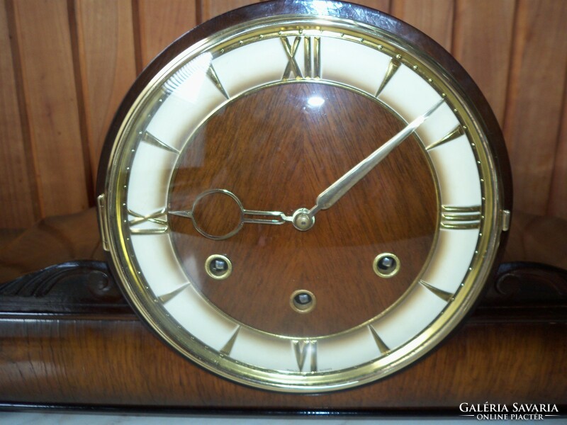 Antique quarter beat mantel clock mantel clock