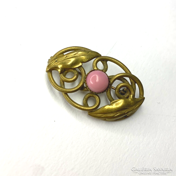Szecessziós réz kitűző rózsaszín kővel