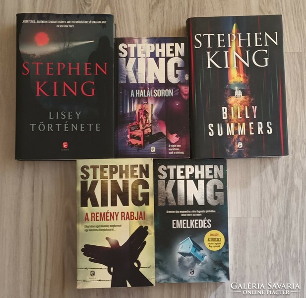 Stephen King könyvek.