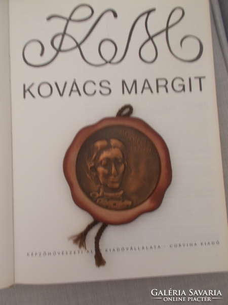 Margit Kovács art album and commemorative plaque