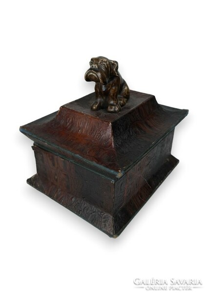 Különleges szecessziós emeletes ékszertartó doboz bulldog kutya díszítéssel - 51882
