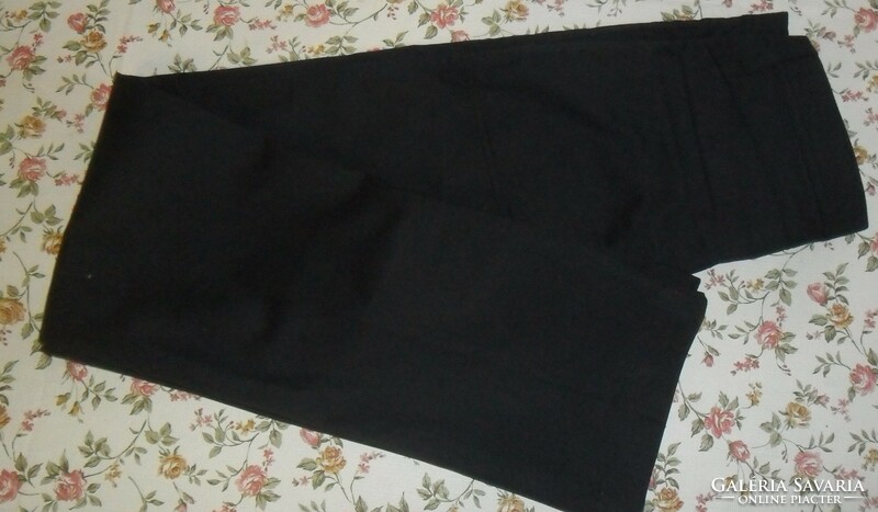 New Audi women's, very well cut, black cotton canvas trousers. Size XS.