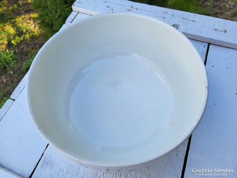 Granite garnished bowl