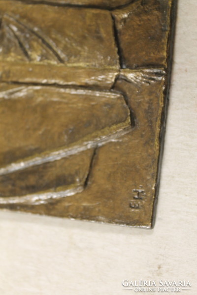 Szignált bronz relief 536