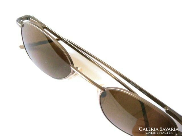 Donna Karan New York számozott napszemüveg DKNY