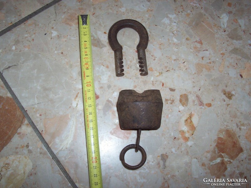 Very rare interesting old lock