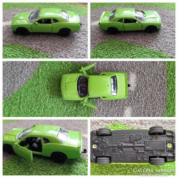 SIKU  Dodge Challenger SRT Hellcat, nyitható ajtó 1/55