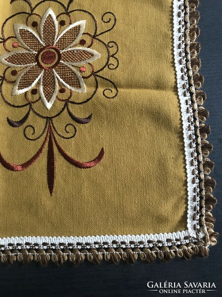 Table embroidered runner tablecloth