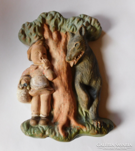 Old ceramic wall decoration - Little Red Riding Hood and the Wolf 19.5 Cm