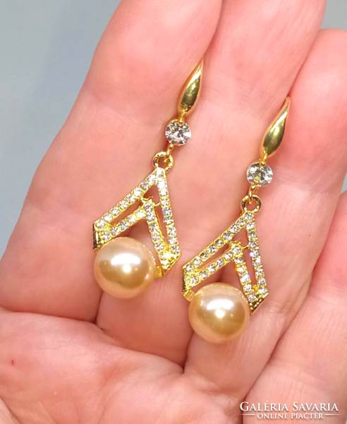 Champagne colored pearl earrings with clear crystal inlay 397