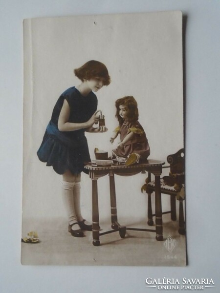 D201810  Régi képeslap  Kislány  a babájával    -   1907-10 k