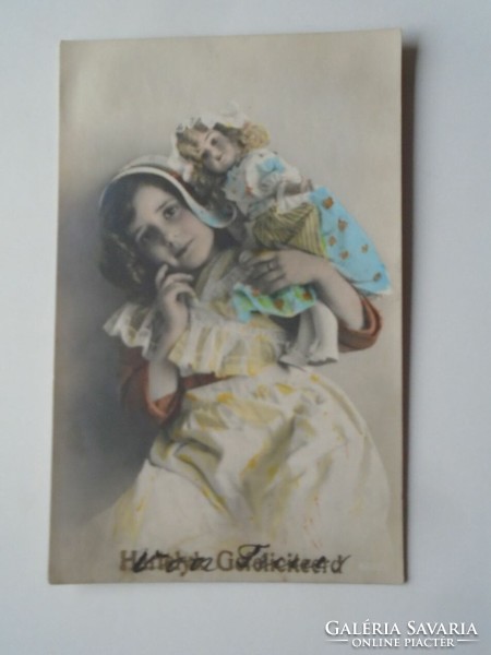 D201816  Régi képeslap  Kislány  a babájával    -   1907-10 k