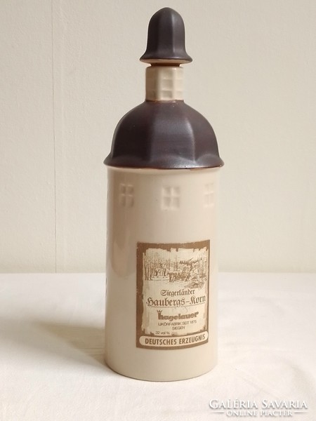 Különleges, torony ház formájú mázas kőagyag (vagy porcelán ?) italos palack, német, jelzett