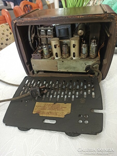 Nice old Orion 222 tube radio