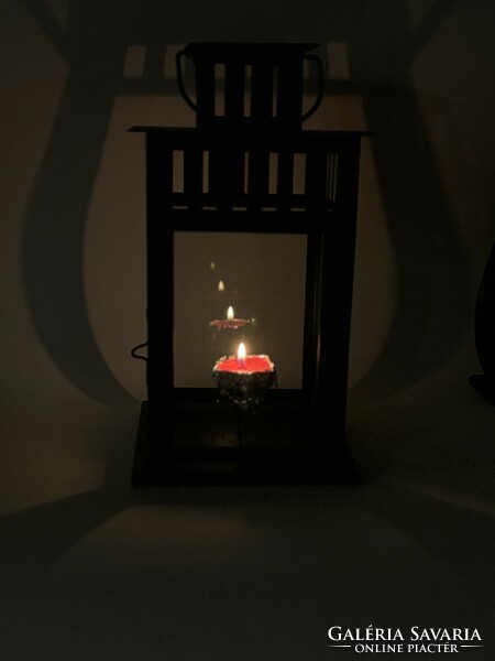 Beautiful black garden storm lamp! 27 cm high and 14 wide! With classic candle and LED bulb