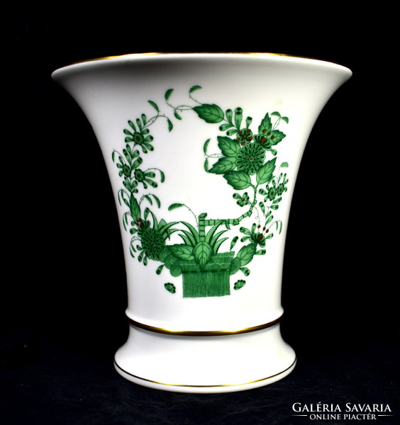 First-class Herend porcelain vase with a green Indian basket pattern