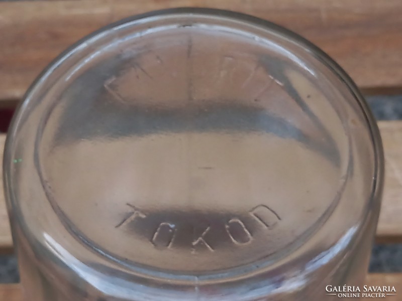 Régi konyha eszköz: Tokod jelzésű vastag üvegfalu, "Hungaria" befőttes üveg