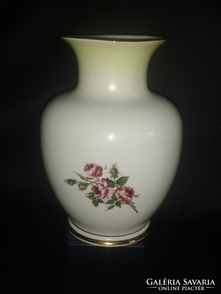 Virág mintás hollóházi porcelán váza