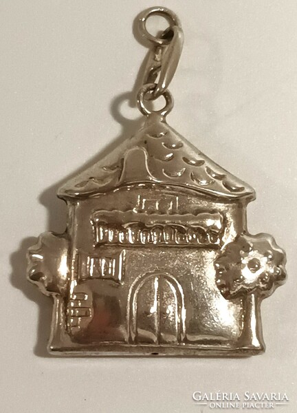 Silver cottage key chain