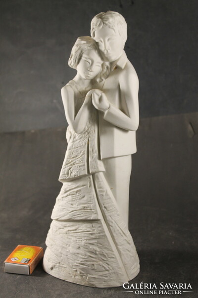 Világhy porcelán szobor 606