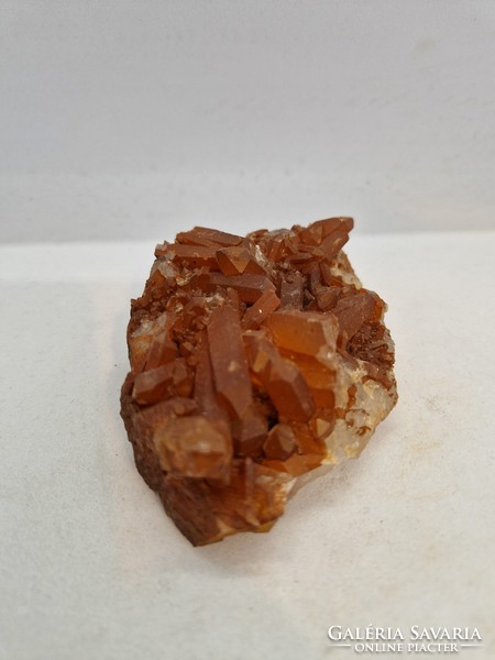 Tangerin (mandarin) kvarc ásványtelep