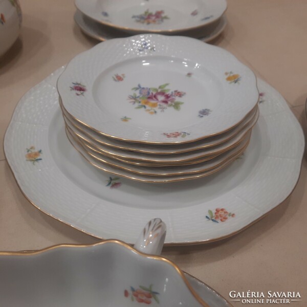 6 Personal Herend hbc flower pattern porcelain tableware