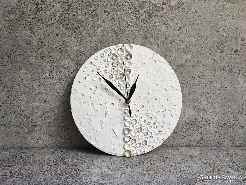 Pilipart: white minimalist design, structured handmade wall clock 25 cm