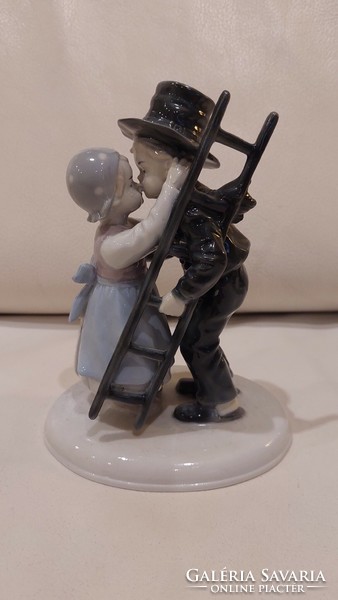 Metzler Ortloff porcelán, kéményseprő fiú szobor, figura, hibátlan