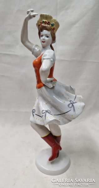 Hollóházi nagyméretű kézzel festett porcelán Csárdáskirálynő figura hibátlan állapotban 30 cm