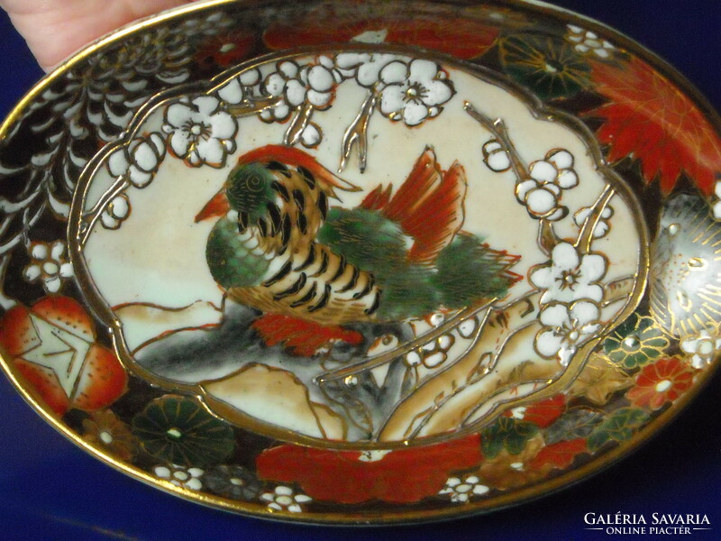 Marked Chinese porcelain bowl
