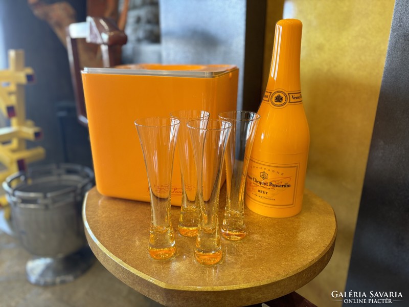 The 2009 collaboration between veuve clicquot champagne and porsche design 'the ice cube'