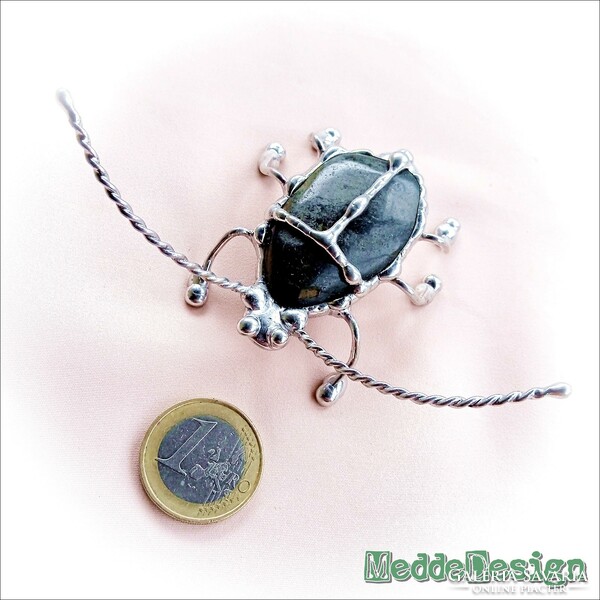 Meddedesign collectible mineral bugs (volcanic rock)