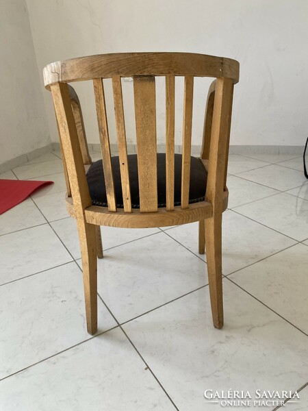 Art deco chair (presumably French art deco)