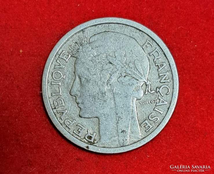 1947. 1 Franc France (825)