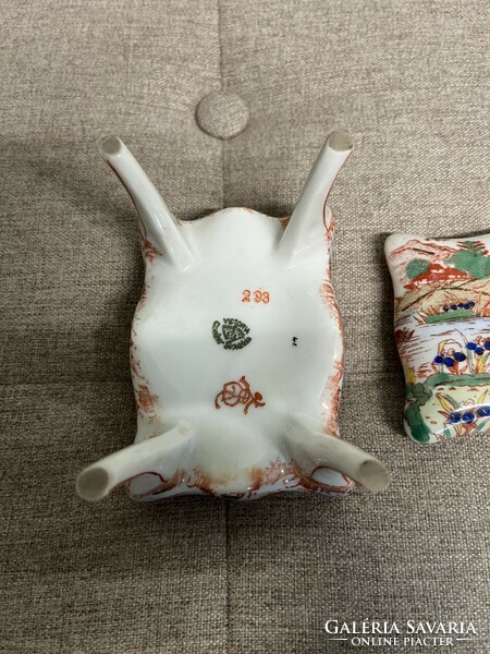 Czech Viktoria Bavarian porcelain bonbonier with Japanese motif legs a74
